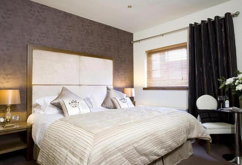 בית מלון כפרי Customs House Country Inn