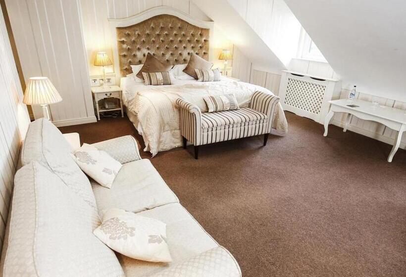 בית מלון כפרי Customs House Country Inn