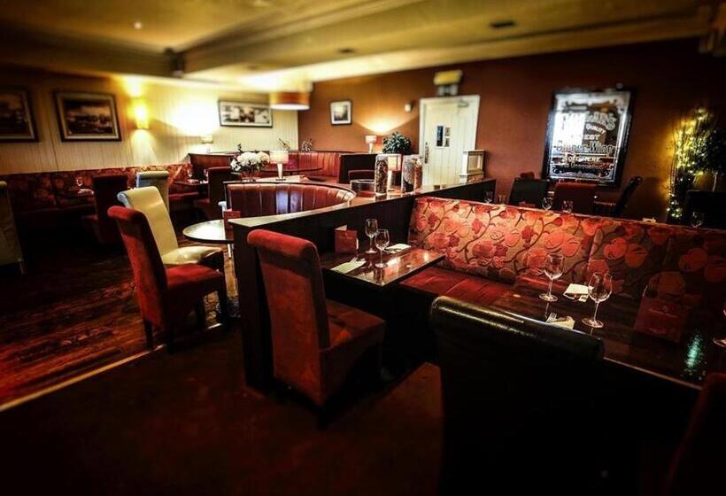 בית מלון כפרי Customs House Country Inn