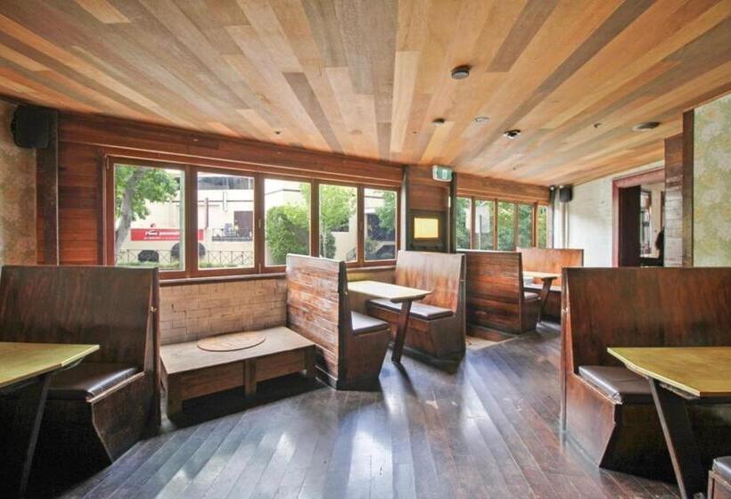 هتل Venus Harbourside   Female Only Hostel