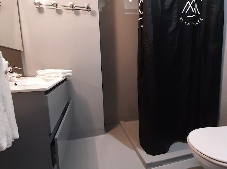 ホテル De La Vallee