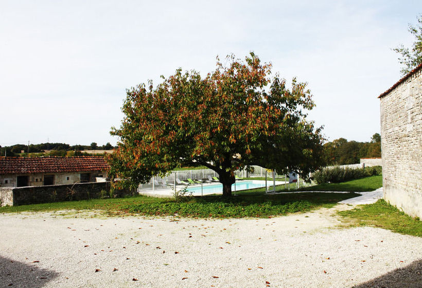 فندق Domaine De La Laigne