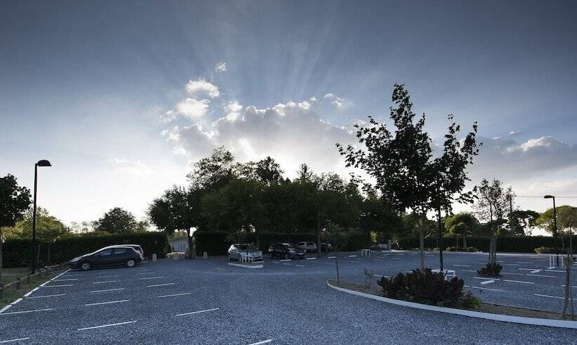 酒店 Domaine De Larchey