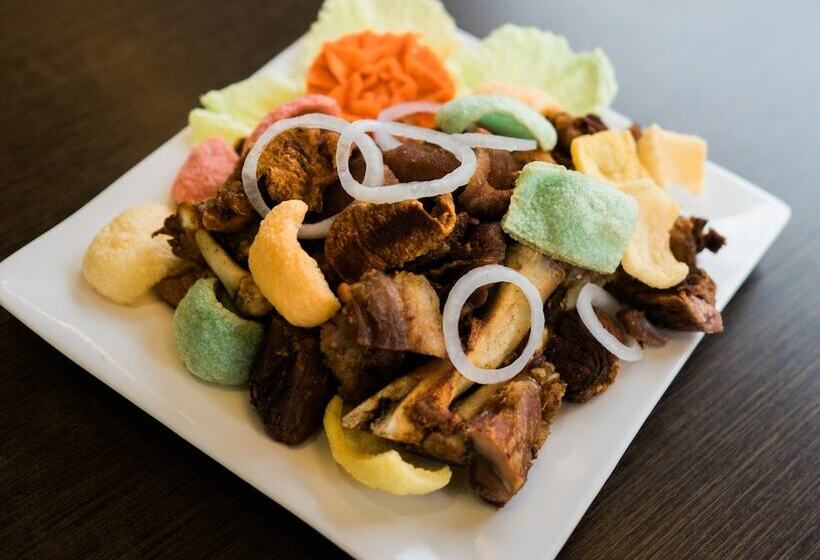 هتل East Asia Royale