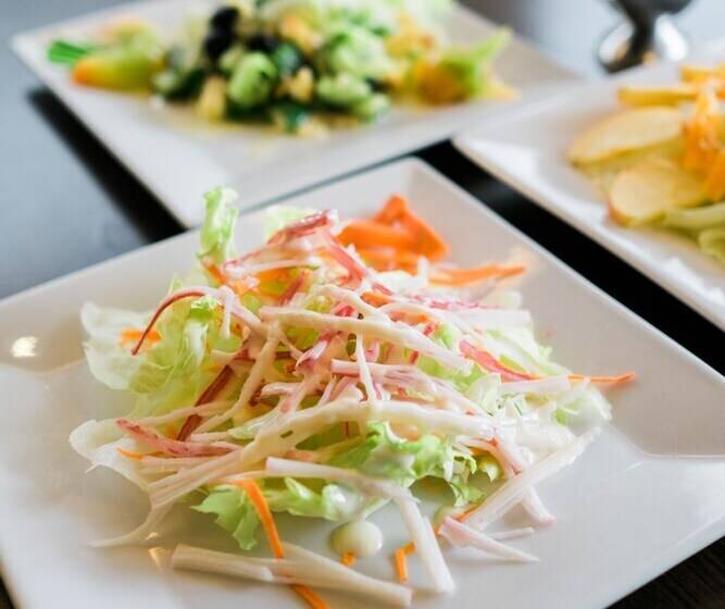 هتل East Asia Royale