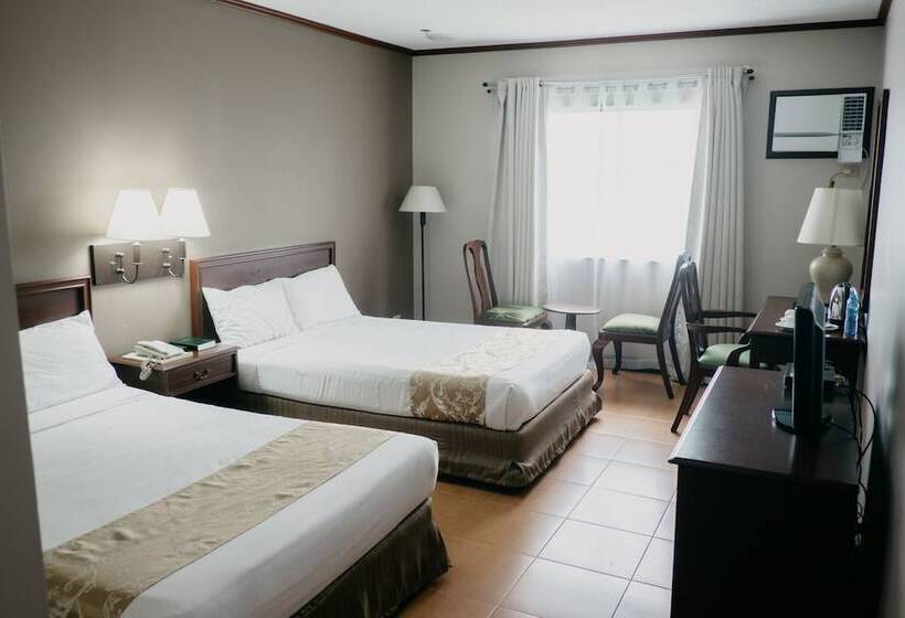 هتل East Asia Royale