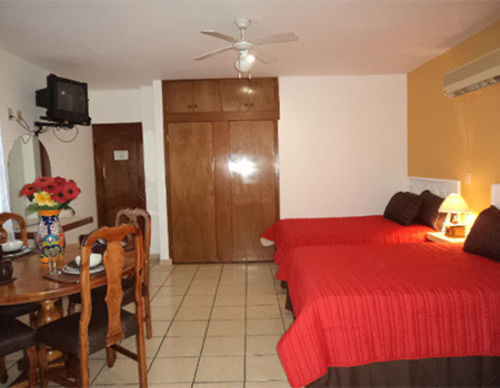 호텔 El Sombrero Suites