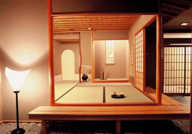 בית מלון כפרי Entaijiso