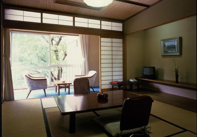 בית מלון כפרי Entaijiso