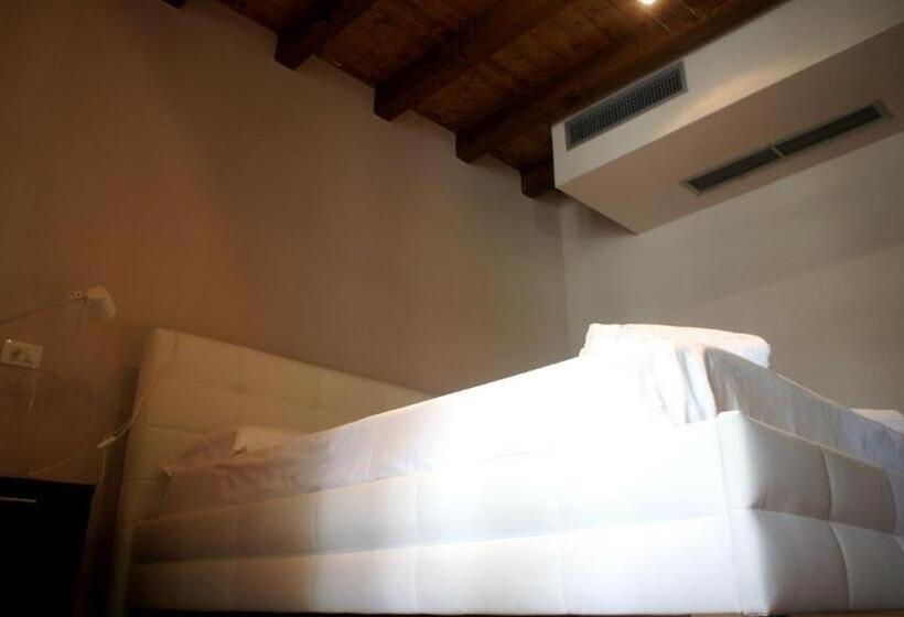 בית מלון כפרי Eremo