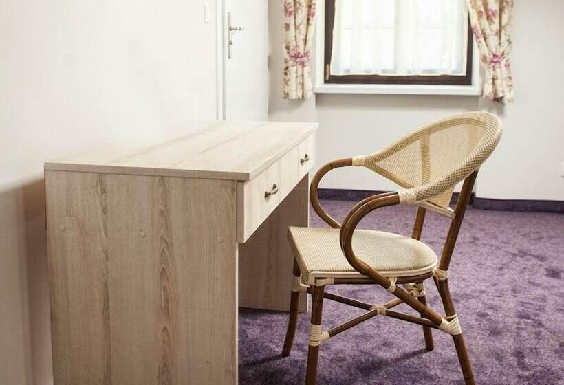 Отель Folwark Książęcy