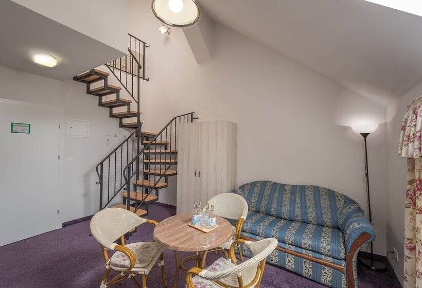 Отель Folwark Książęcy