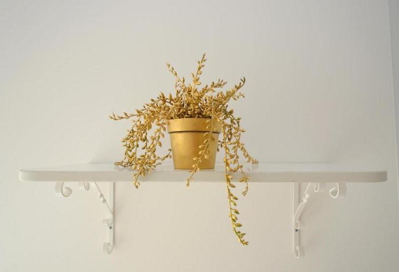 ホテル Golden Garden