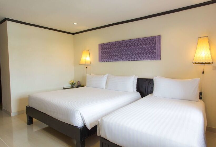 酒店 Golden Tulip Essential Pattaya