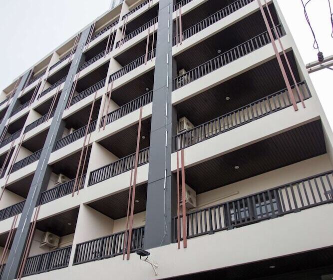 酒店 Golden Tulip Essential Pattaya