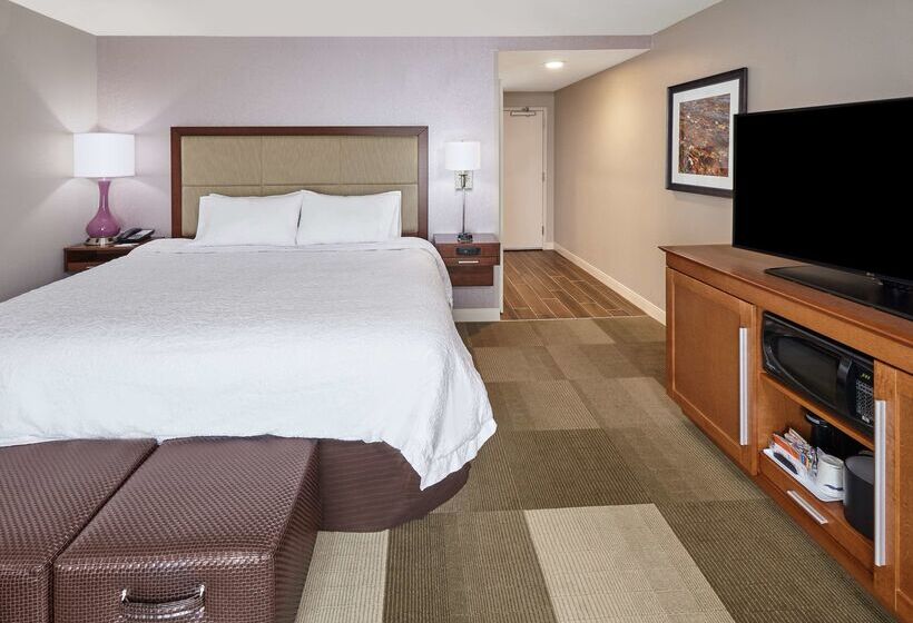 هتل Hampton Inn Fond Du Lac