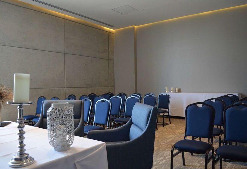 בית מלון כפרי Hampton Inn By Hilton Durango