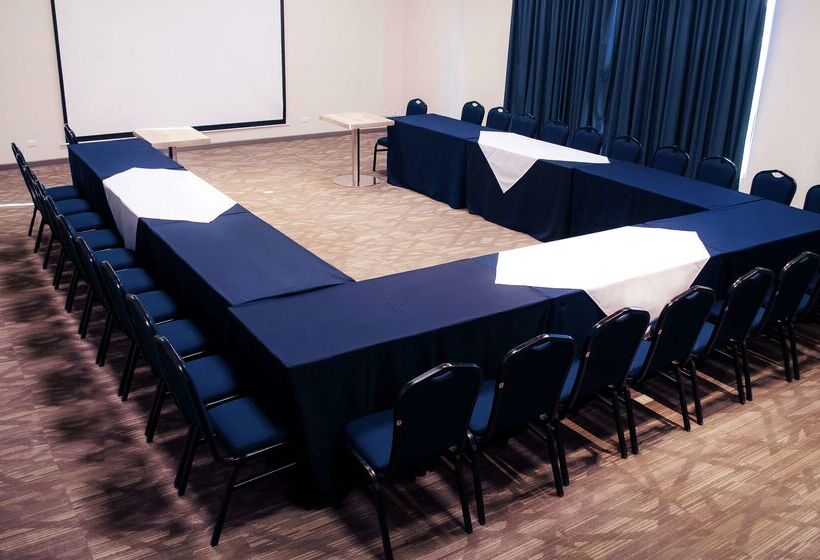 בית מלון כפרי Hampton Inn By Hilton Durango