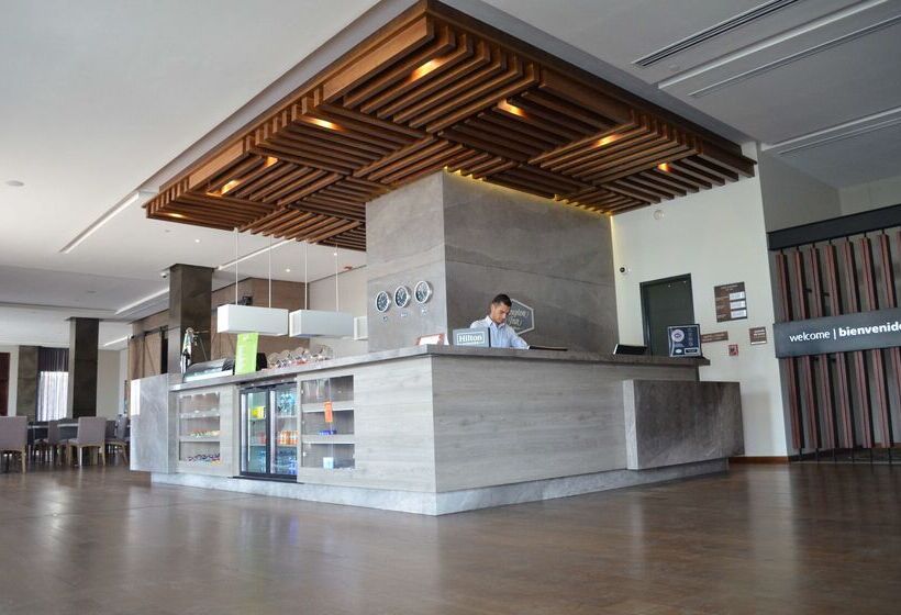 בית מלון כפרי Hampton Inn By Hilton Durango