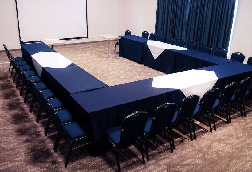 בית מלון כפרי Hampton Inn By Hilton Durango