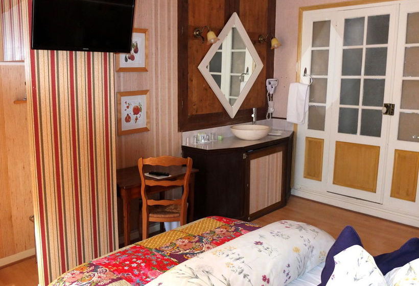 Отель A Chablis La Maison D Alienor, Chambres D Hôtes