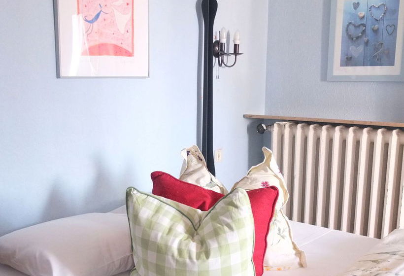 Отель A Chablis La Maison D Alienor, Chambres D Hôtes