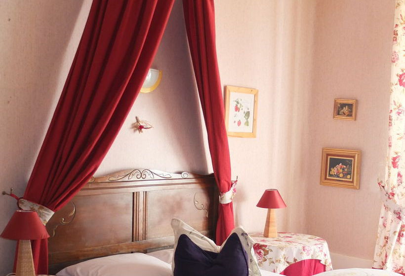 Отель A Chablis La Maison D Alienor, Chambres D Hôtes