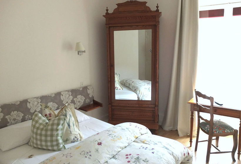 Отель A Chablis La Maison D Alienor, Chambres D Hôtes