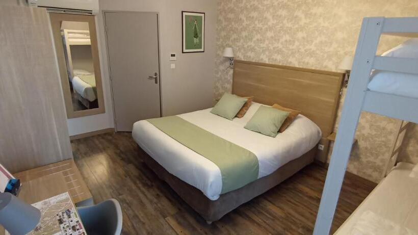 ホテル Hôtel Le Clos Badan