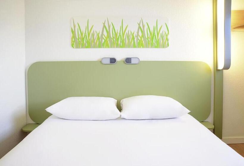 בית מלון כפרי Ibis Budget Courbevoie Paris La Défense