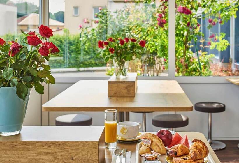 فندق Ibis Budget Santeny