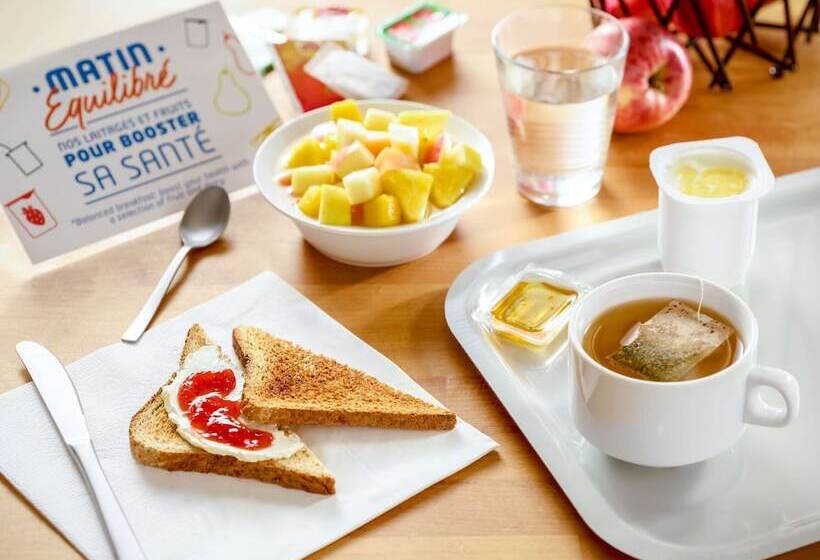 Отель Ibis Budget Sucy En Brie