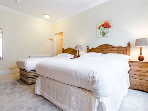 בית מלון כפרי The Nightingale Mansion  Smart