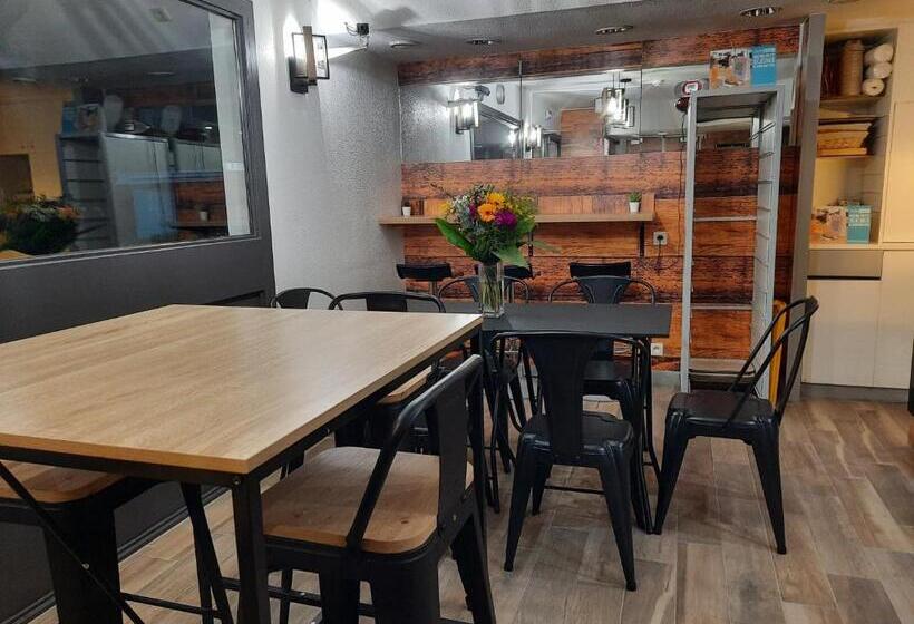 فندق Kyriad Direct Caen Nord Memorial