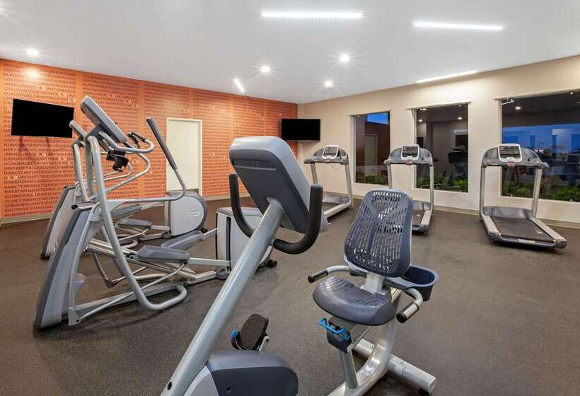 هتل La Quinta By Wyndham Aguascalientes