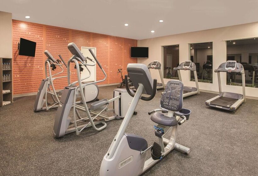 هتل La Quinta By Wyndham Aguascalientes