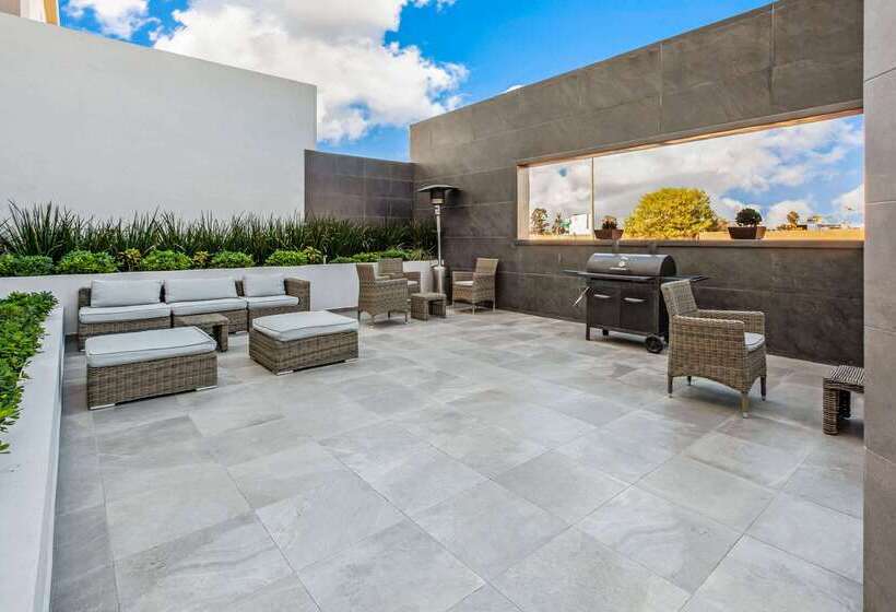 هتل La Quinta By Wyndham Aguascalientes