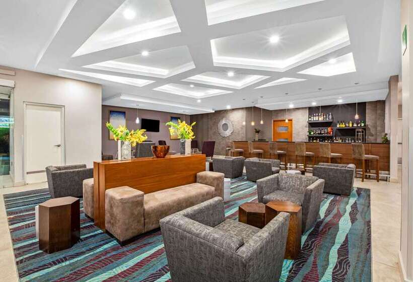 هتل La Quinta By Wyndham Aguascalientes