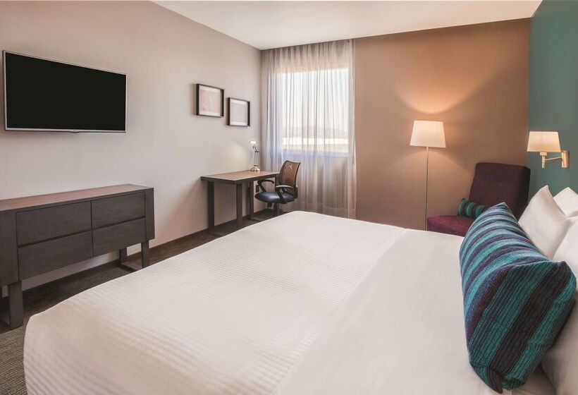 هتل La Quinta By Wyndham Aguascalientes