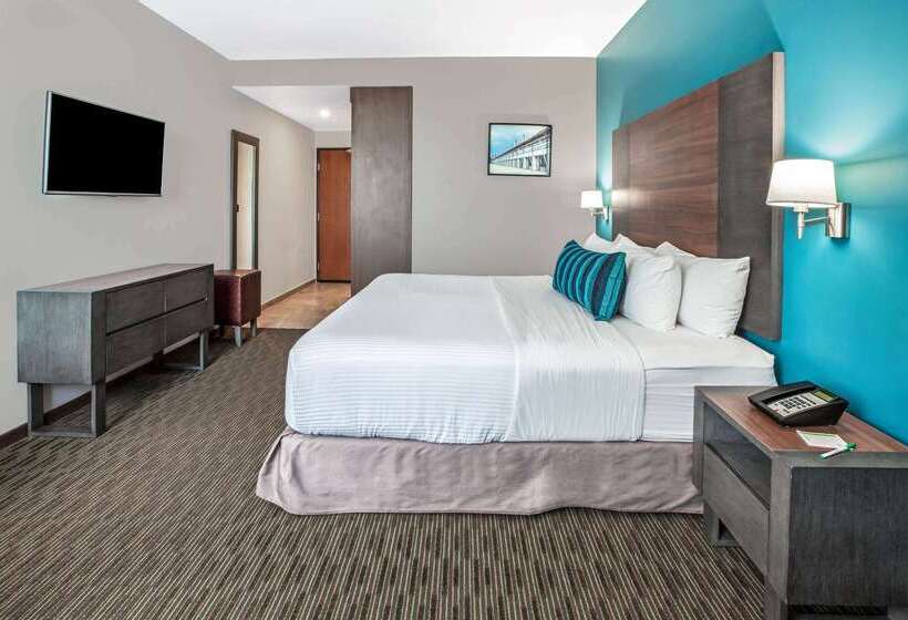 هتل La Quinta By Wyndham Aguascalientes