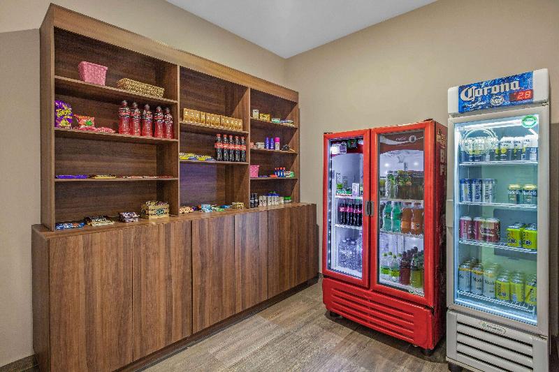 هتل La Quinta By Wyndham Aguascalientes