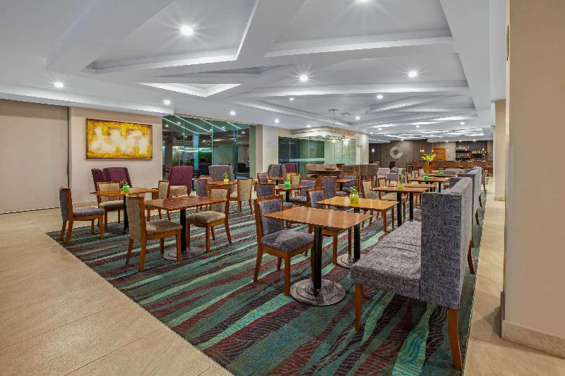 هتل La Quinta By Wyndham Aguascalientes