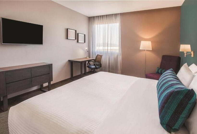 هتل La Quinta By Wyndham Aguascalientes