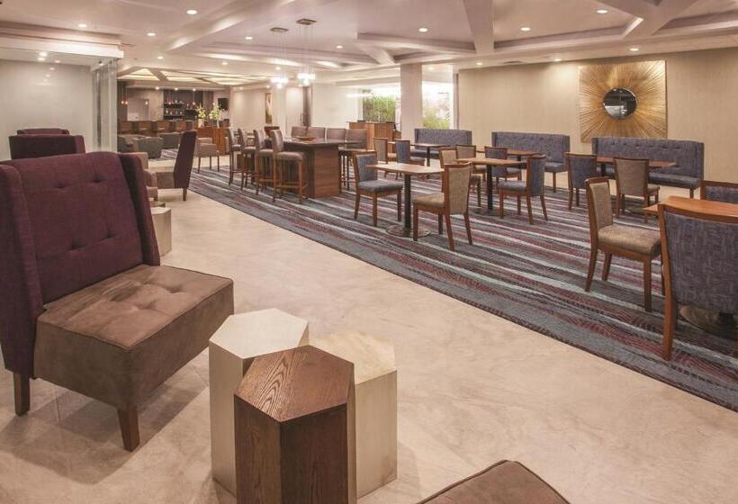 هتل La Quinta By Wyndham Aguascalientes