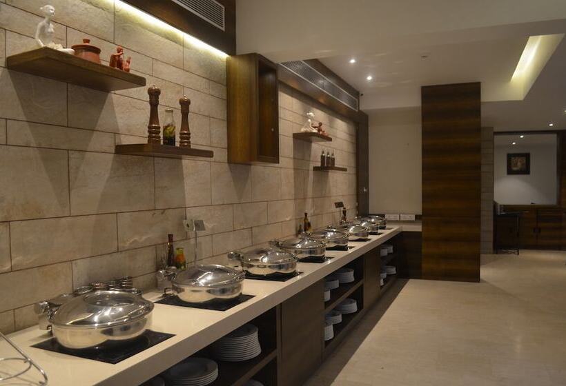 Lemon Tree Hotel Candolim