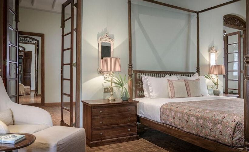 ホテル Maniumpathy