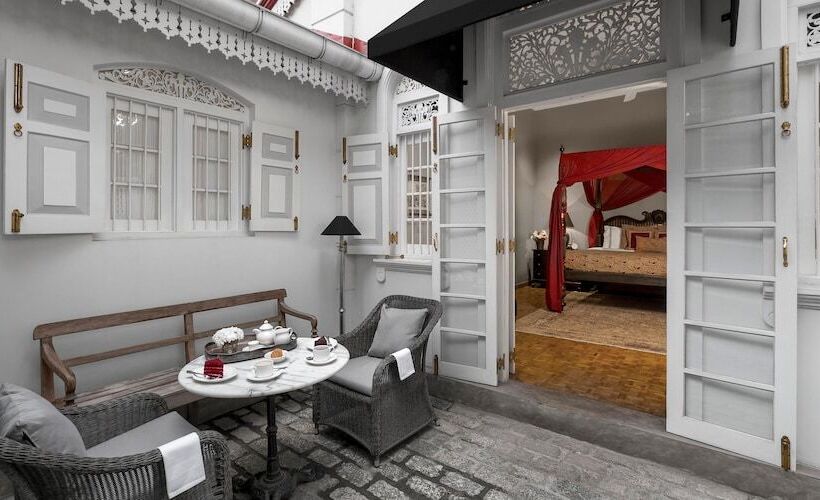 ホテル Maniumpathy