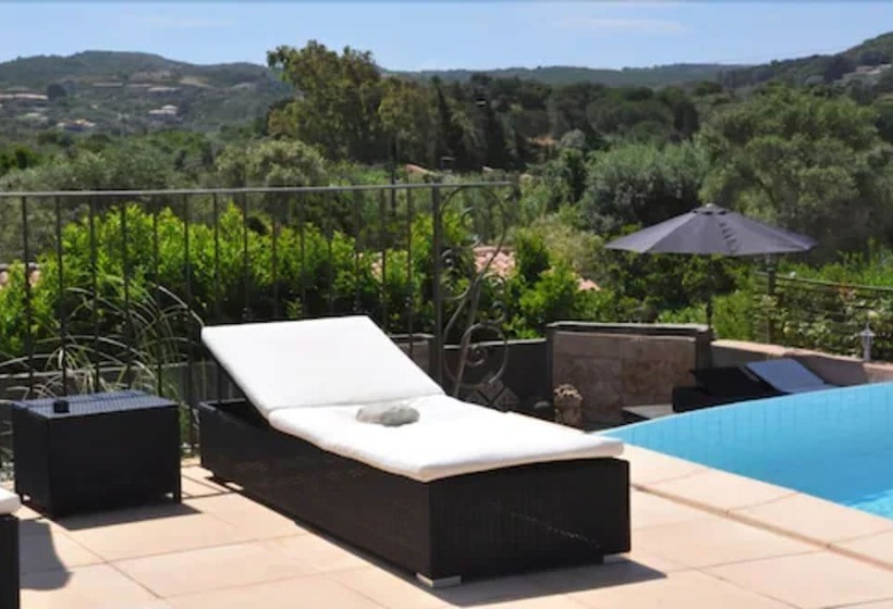 ホテル Maora Village