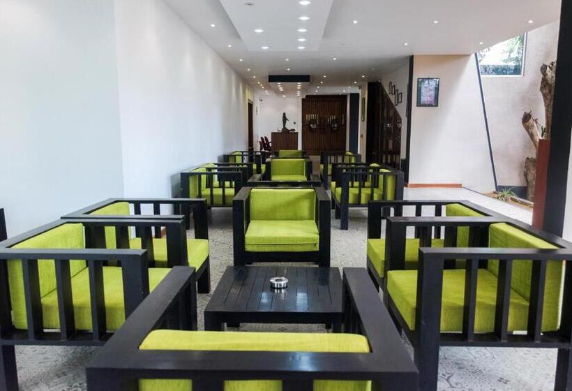 Отель Nice Place Resort