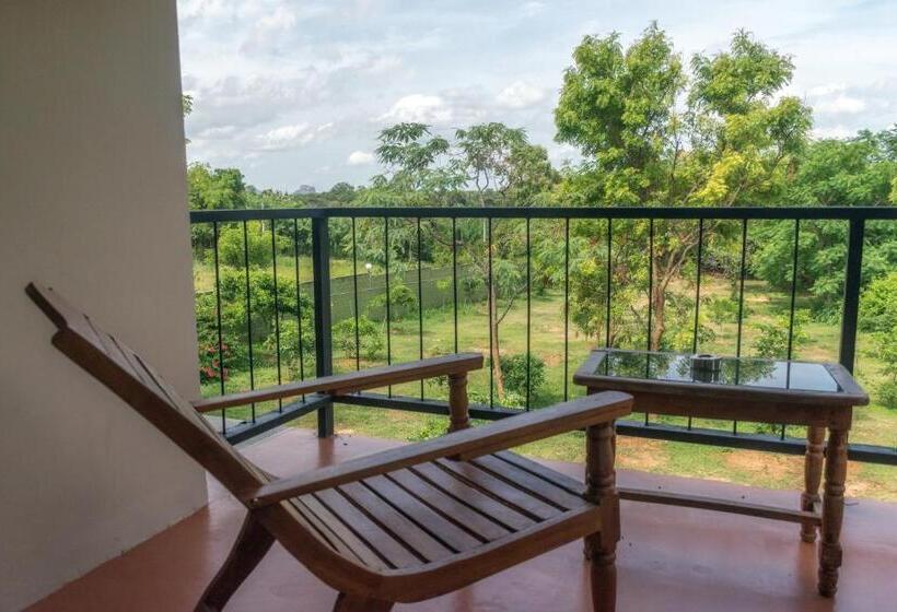 Отель Nice Place Resort